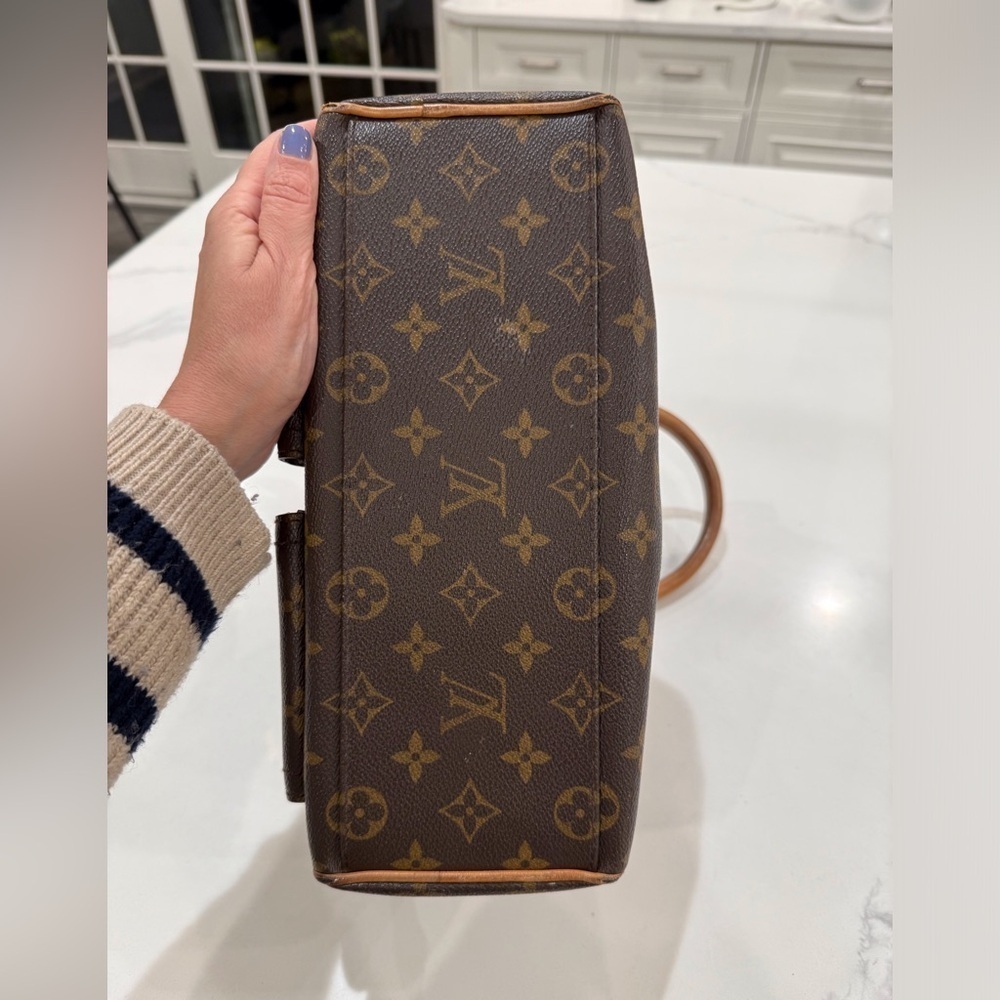 Louis Vuitton Monogram Manhattan PM logo Handbag 2005 collection 100% Authentic - Picture 7 of 16